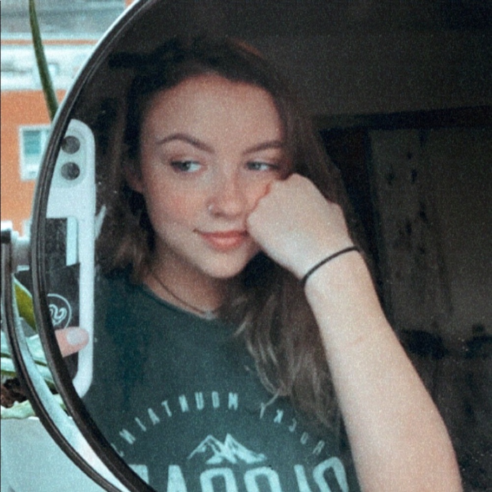 Meet your Posher, Savannah